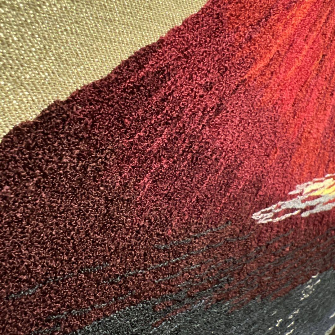 縁起物！ 赤富士 刺繍絵 額縁 F6号 ゴールド アンティー ク 送料無料