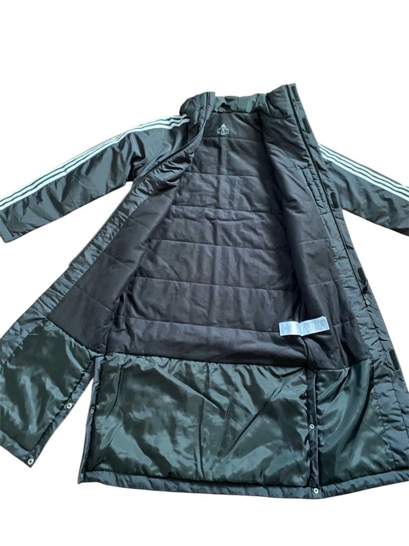 cheri　アディダス ベンチコート 定価15,400円 黒 タグ付 S