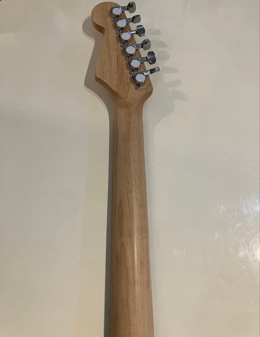 エレキギター ストラトキャスタータイプ