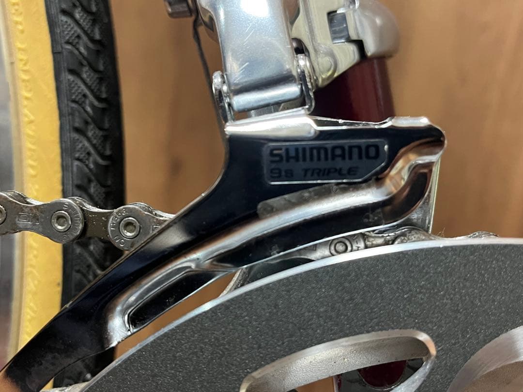 700cクロスバイク 3×9速 オートテールライト