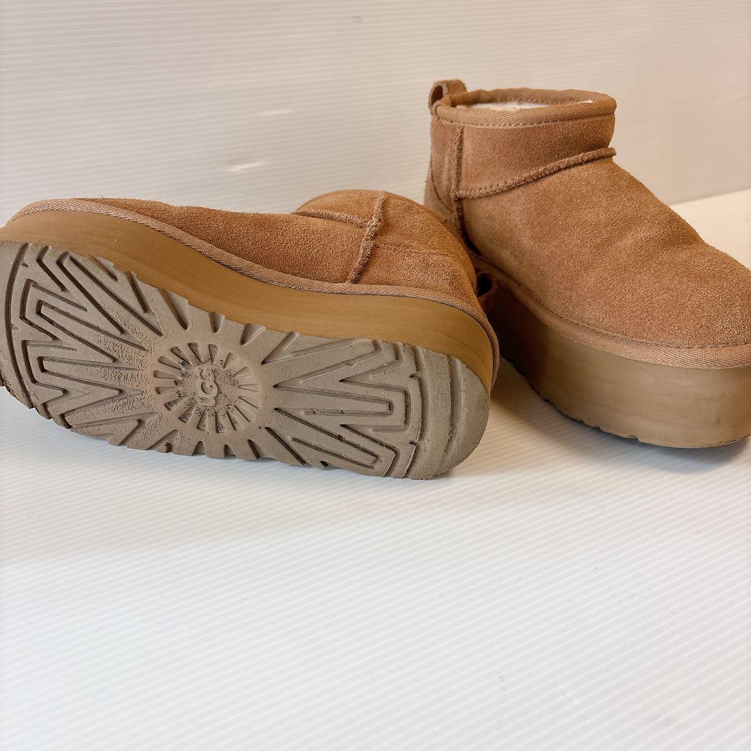 美品⭐︎UGG クラシックウルトラミニプラットフォーム　チェスナット22.0㎝