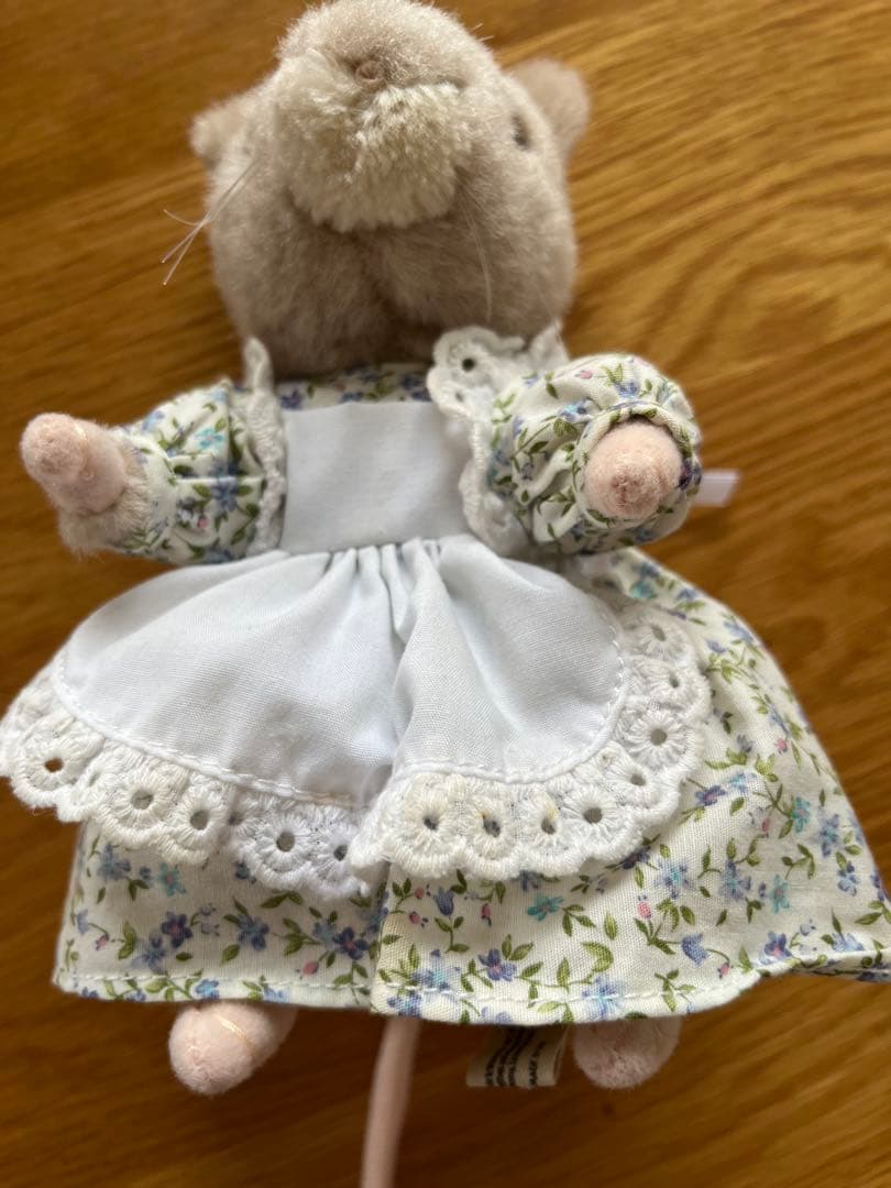 ピーターラビット ぬいぐるみ　ハンカマンカ