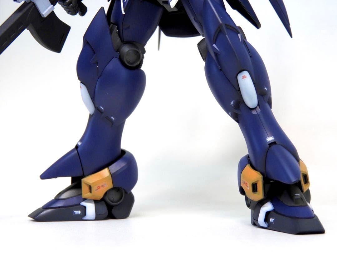 ぺ*ん様 HG ヒュッケバイン 全塗装 / スパロボ プラモデル 完成品