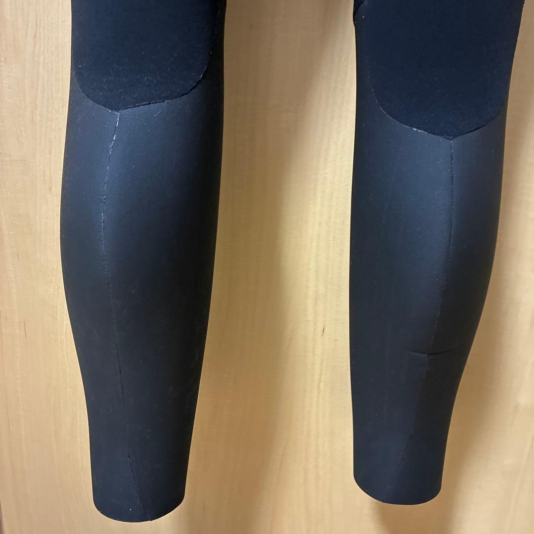 REVO セミドライスーツ ブラック/オリーブ　5/3