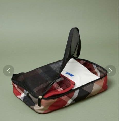 ブルーレーベルクレストブリッジ☆トラベルポーチ☆新品未使用