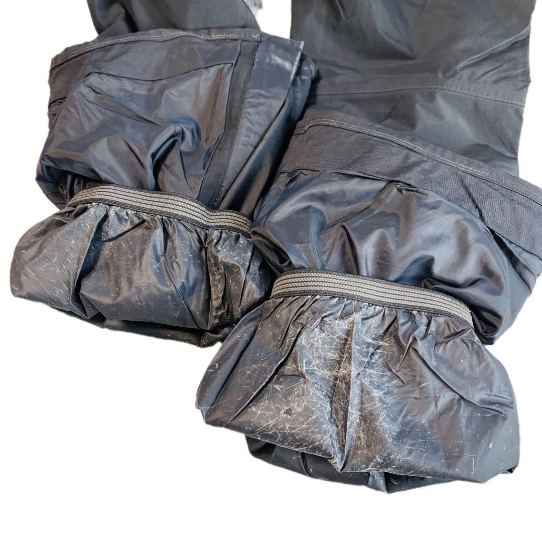 2457【美品】バートン ビブパンツ ゴアテックス スノボウェア 黒 つなぎ