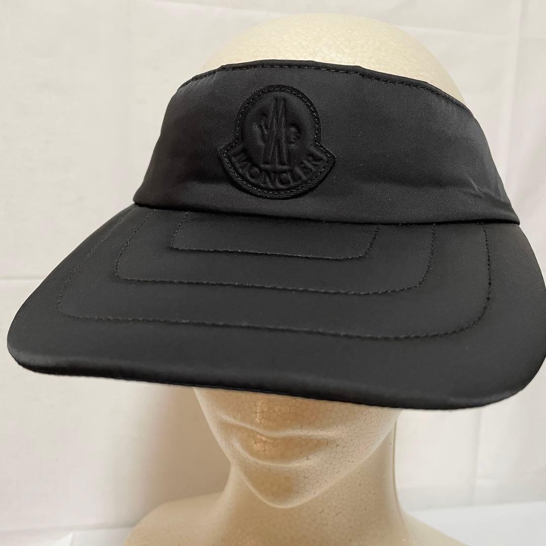 【MONCLER】 BERRETTO サンバイザー ロゴ入り