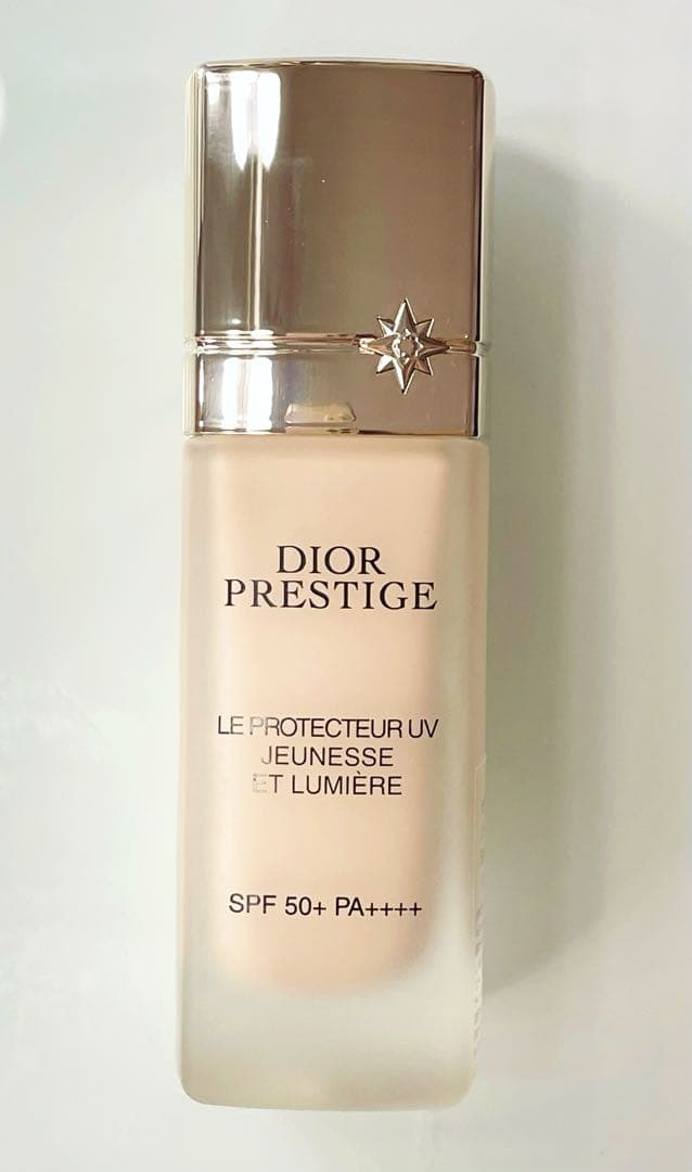 Dior プレステージ ホワイト ル プロテクター UV ルミエール 00