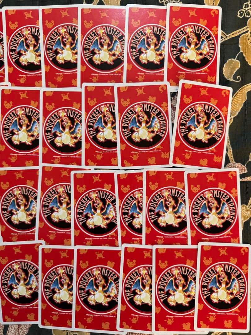 ポケモントランプ　赤