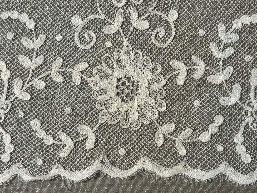 アンティークレース