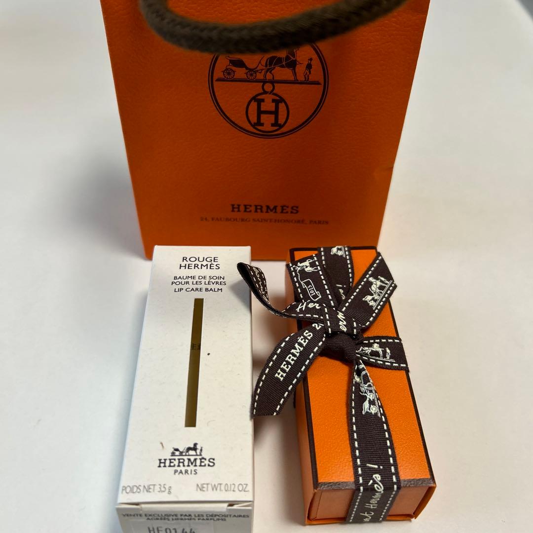 ルージュ エルメス ボーム ドゥ ソワン プール レ レーヴル〈リップバーム〉