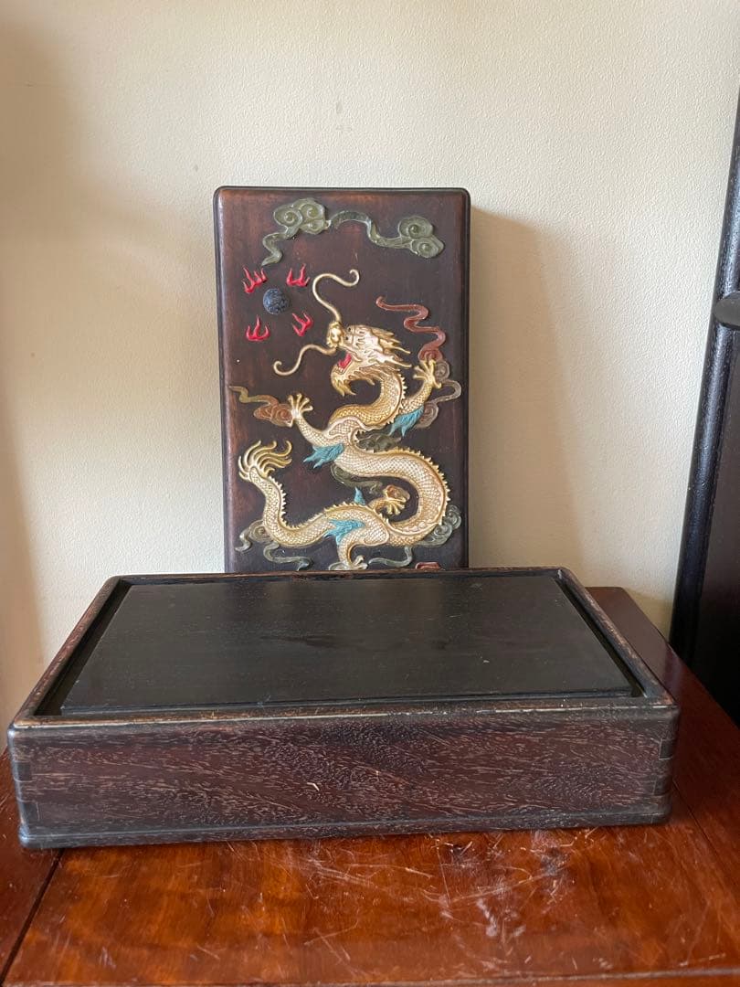 中国紫檀の宝石小箱 貴重品入れ龍宝石嵌め古董重品重1.2kg