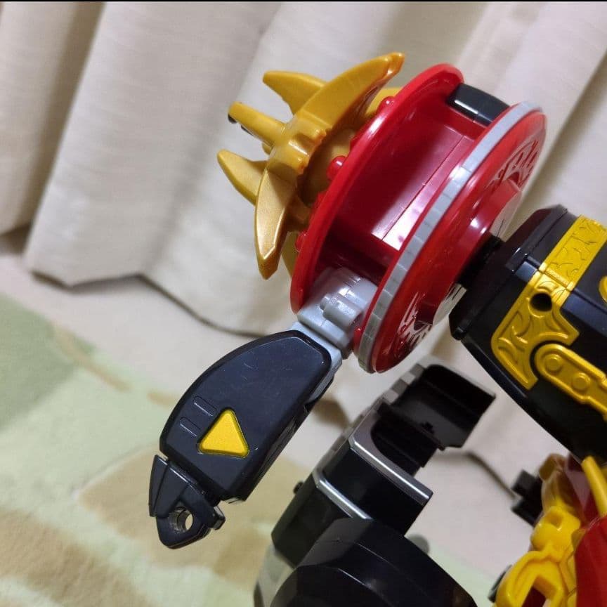 爆竜 合体 マックスオージャ　爆竜戦隊　アバレンジャー　ロボ　ゴジュウジャー