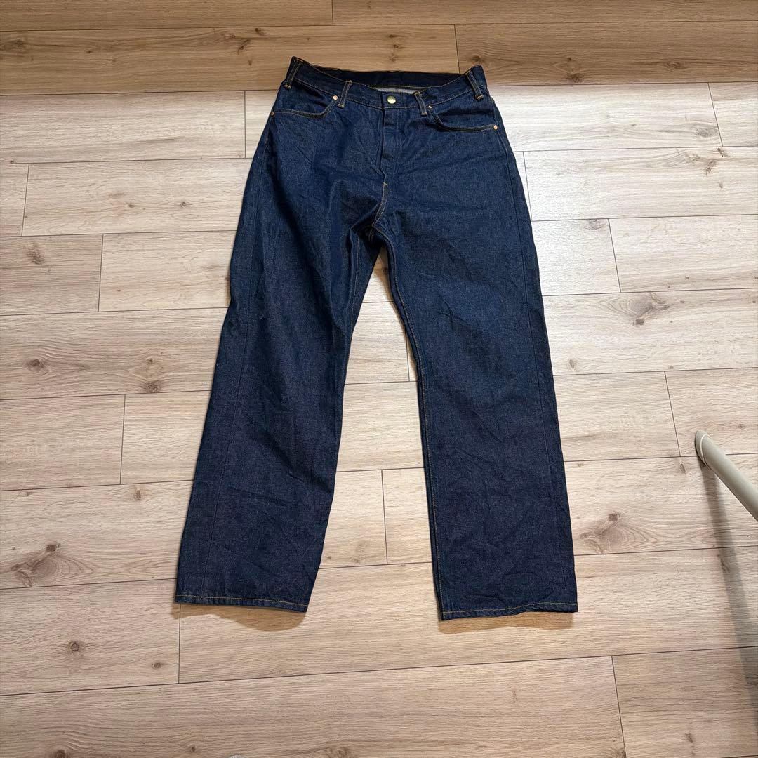 NECESSARY or UNNECESSARY UNIFORM FIT デニム