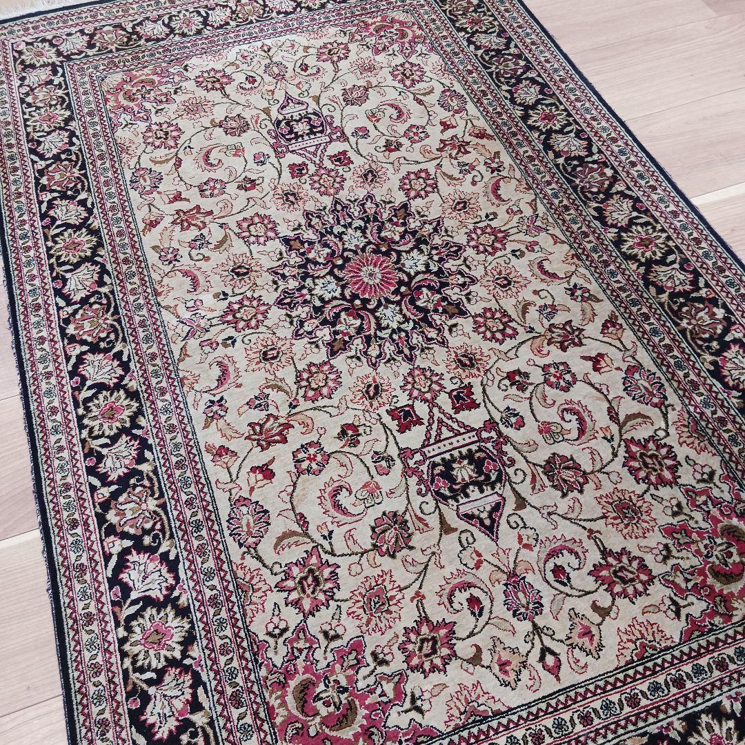 専用 Y3177-1 高級ペルシャ絨毯 クム産 手織90万ノット 130×89㎝