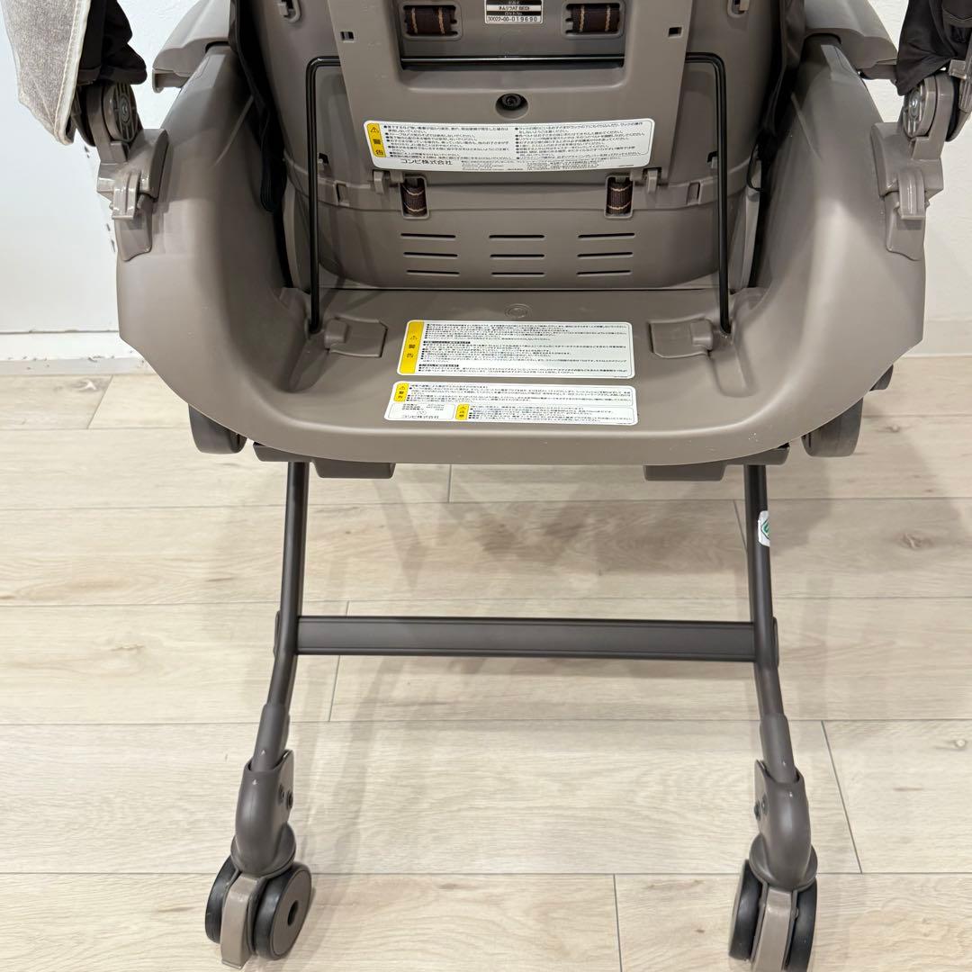 Combi コンビ ネムリラ AUTO SWING BEDi ベージュ