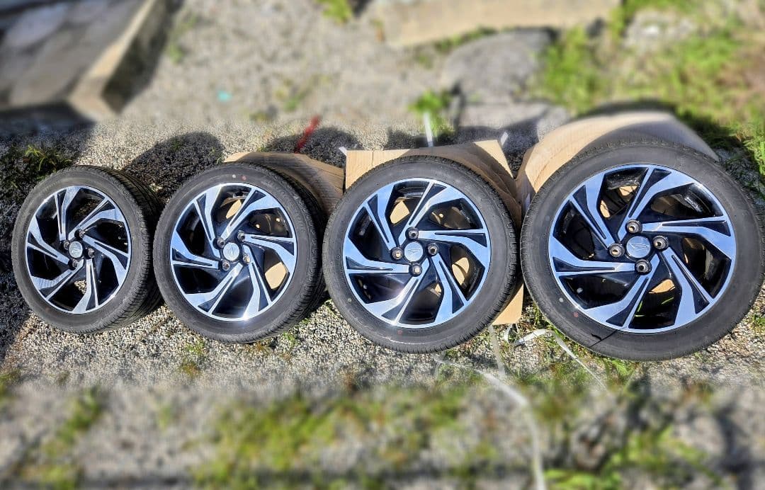 tatu！！タントカスタム純正15インチ ホイールセット