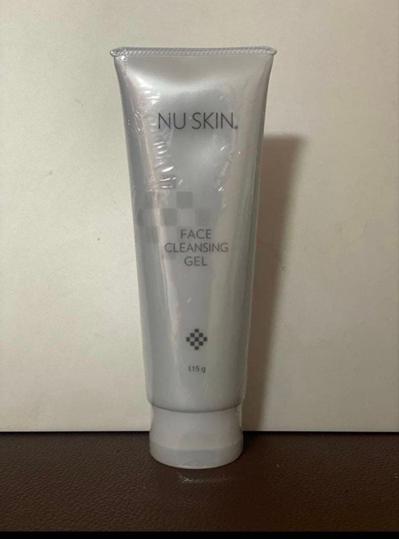 ♡あいにゃん♡　ニュースキン　フェイスクレンジングジェル　4本