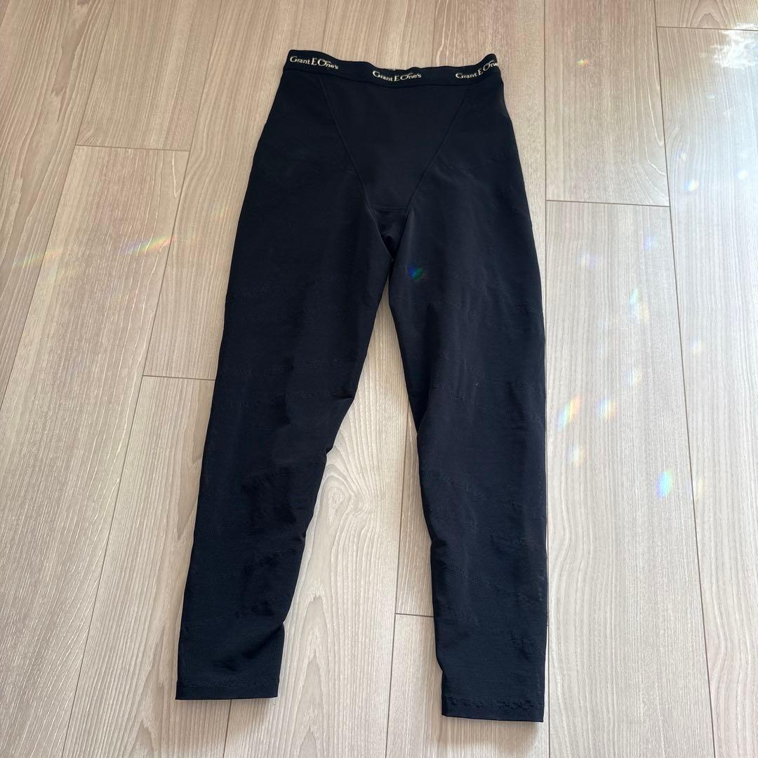 未使用に近い【Grant E Ones LaLa】リンパドレナージュスパッツ 黒