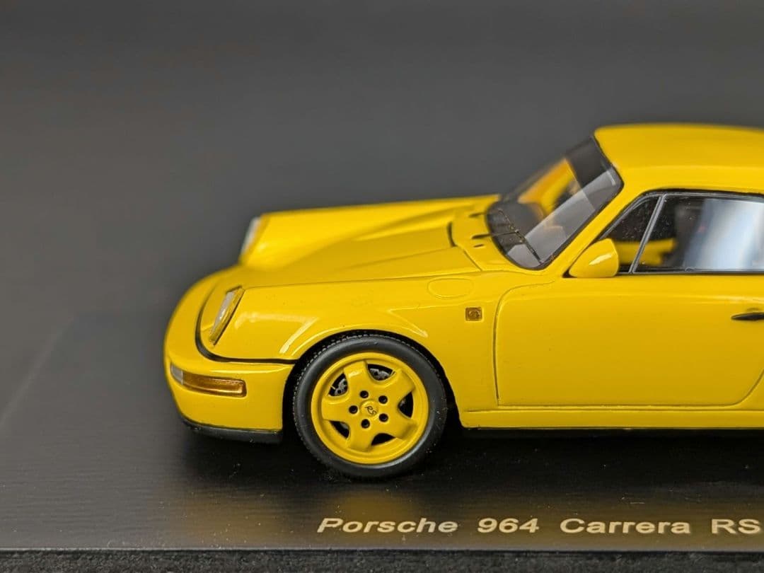 スパーク 1/43 ポルシェ 964 カレラ RS クラブスポーツ 1992
