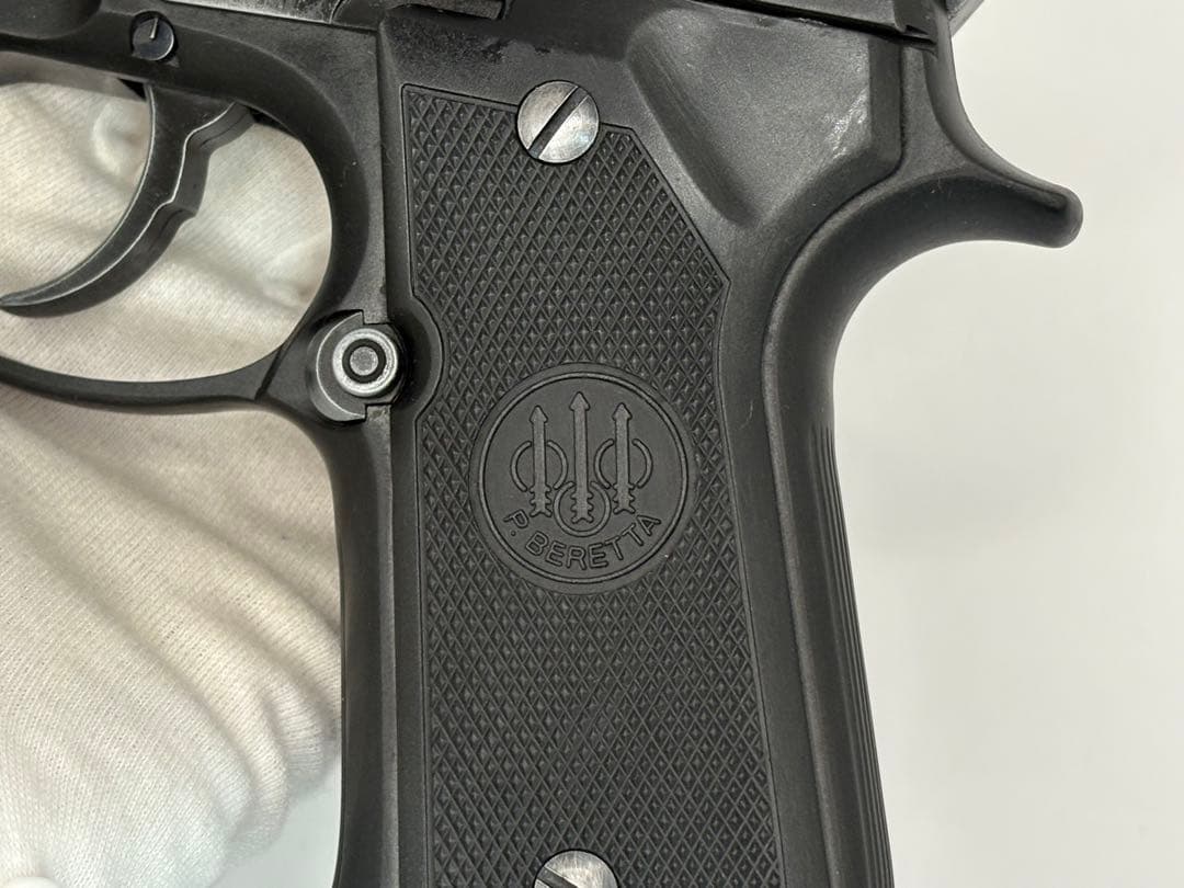WA Beretta M92FS バトルダメージ　ベレッタ　スタンド付き