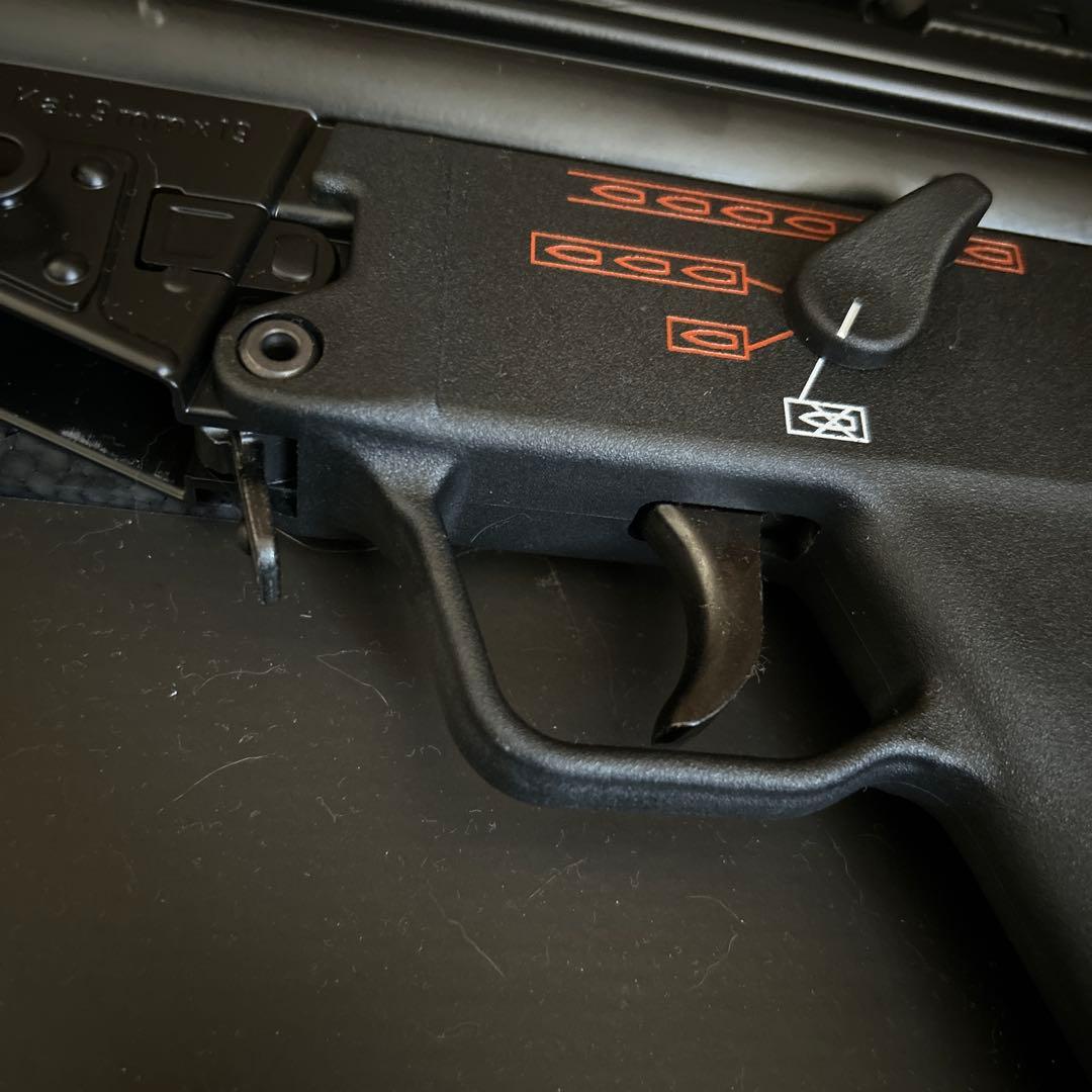 【美品】東京マルイ MP5 A4 セット