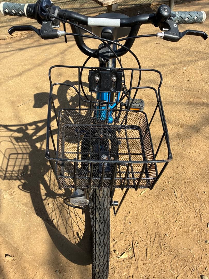 世田谷区直接引渡し限定20インチ　あさひ　ドライド　6段階変速　子供用自転車 青