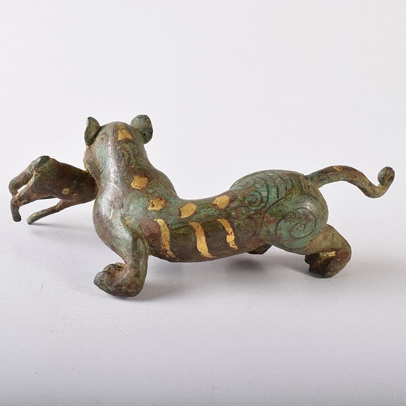 中国　古銅青銅鍍金　虎噬鹿　置物　M　R8096