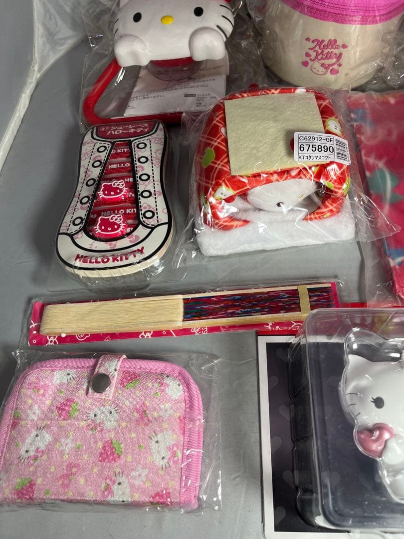 キティ　hello kitty 平成レトロから現在まで　グッズ　10点セット