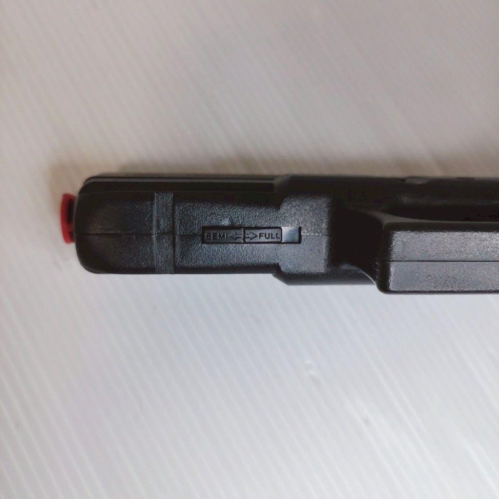 【新品未使用】東京マルイ G18C 大人気セミ/フルオートモデル