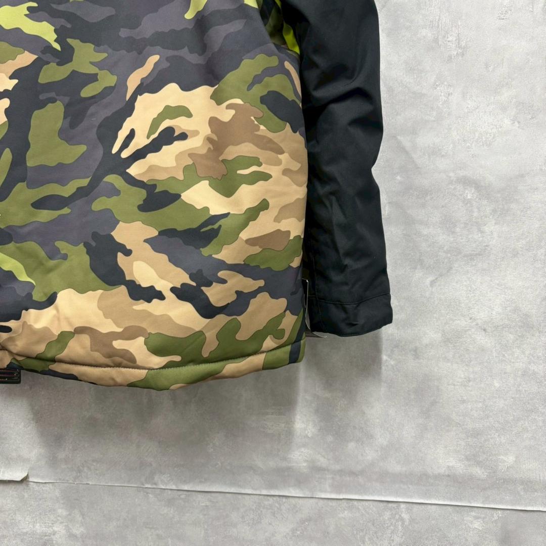 686 シックスエイトシックス スノボウェア 未使用 タグ付 N2126