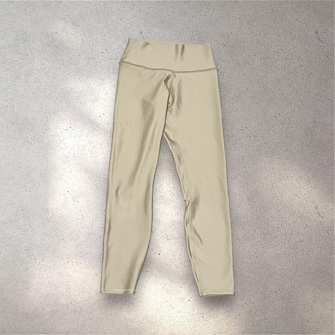 Ｍ未使用級alo yoga アロヨガ ハイウエストAirlift Legging