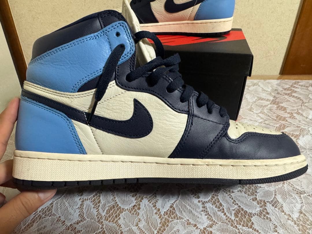 ナイキ エアジョーダン1 レトロ ハイOGオブシディアン ユニバーシティ ブルー