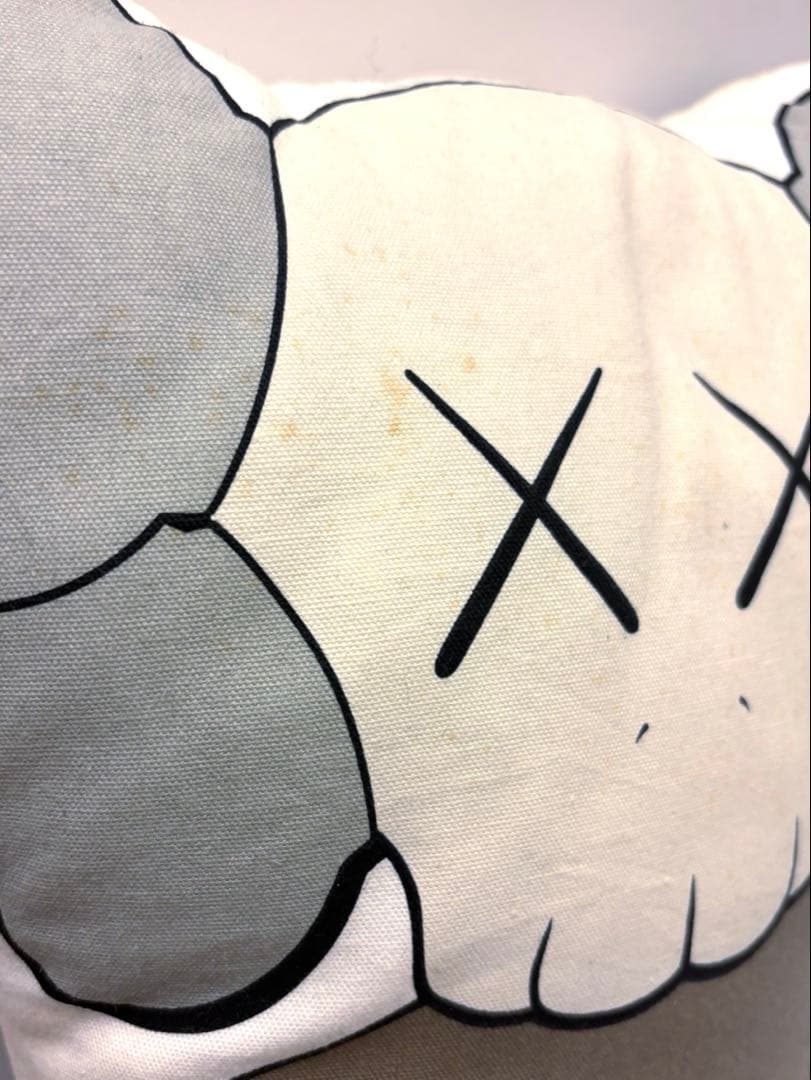 KAWS COMPANION クッション OriginalFake brown