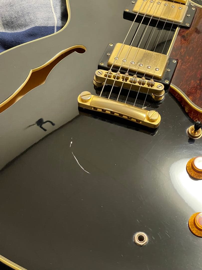 高級感のあるセミアコ　エピフォン　シェラトン　Ⅱ EB　中古