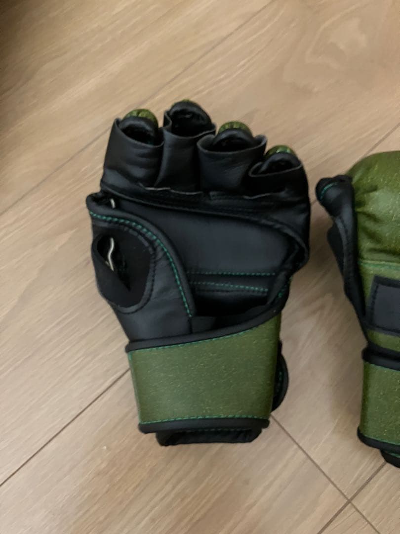 RIZIN ISAMI オープンフィンガーグローブ Lサイズ