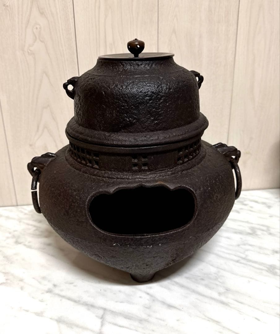 ［茶道具 鉄製 風炉茶釜］送料無料！