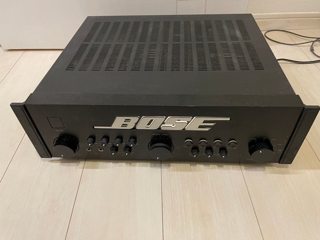 BOSE 4702-IIIプリメインアンプ ブラック