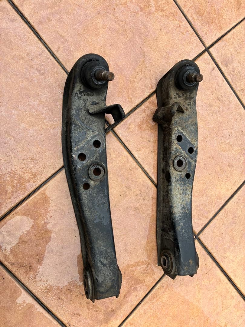 s14 シルビア　純正　ロアアーム