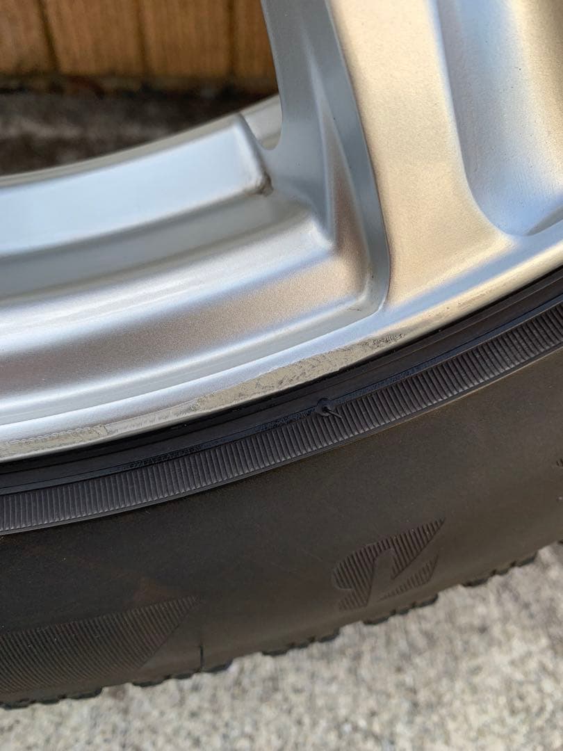 g*様 ブリヂストン 18インチ ホイールセット