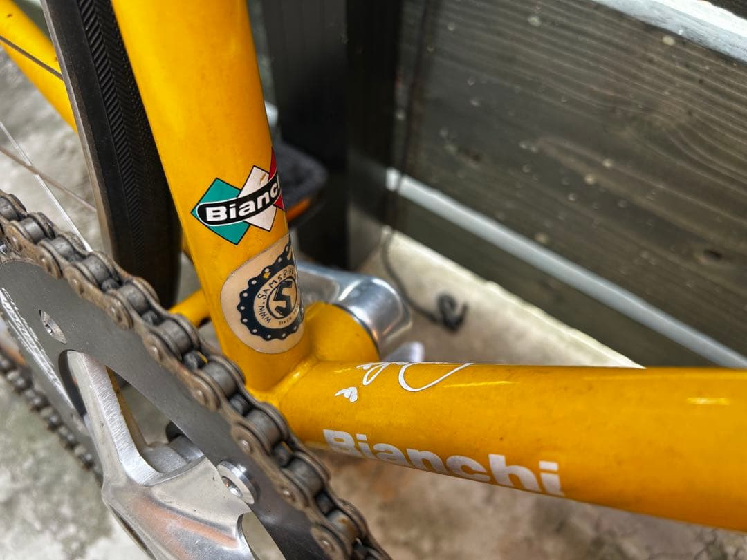 ビアンキピスタ　希少カラー　イエローピストバイク