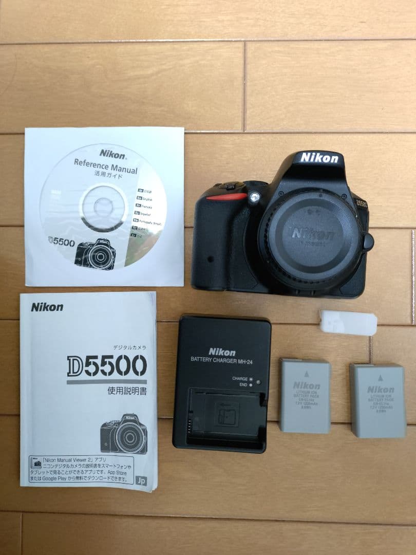 【ジャンク】Nikon D5500 デジタル一眼レフカメラ ボディ 付属品あり