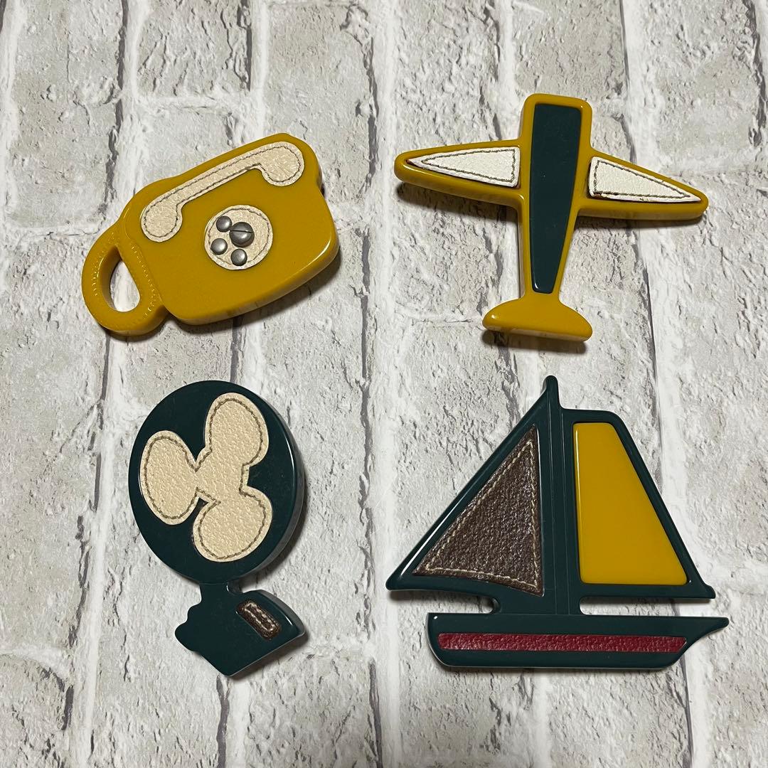 PRADA ブローチ 4点セット プラダ