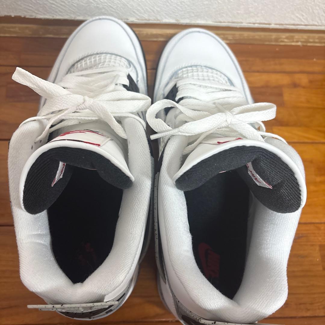 エアジョーダン4レトロ　28センチ