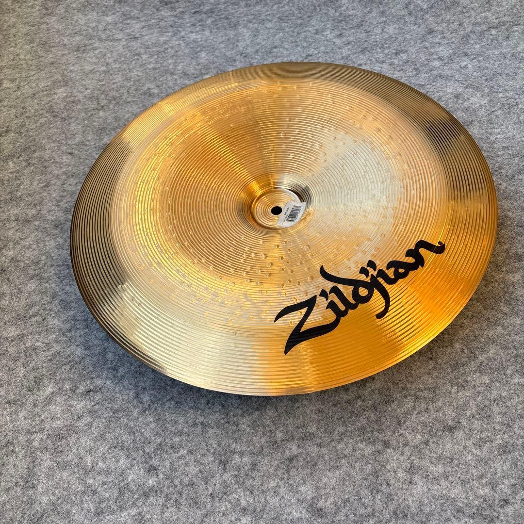 【送料込】Zildjian ZHT 18\" チャイナシンバル【美品】