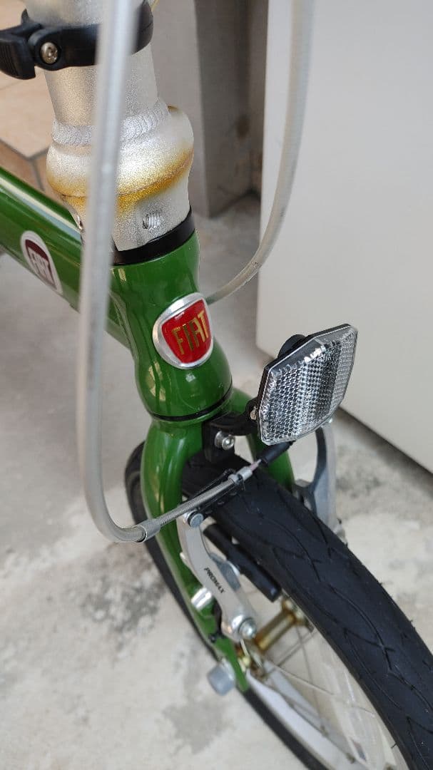 送料無料‼️車載可能❕FIAT 折りたたみ自転車 ミニベロ ダホン社製OEM