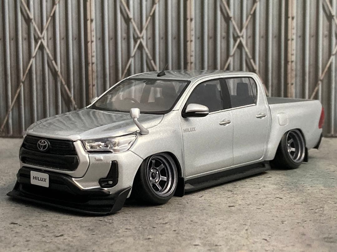 1/30 トヨタ ハイラックス（カスタム品）