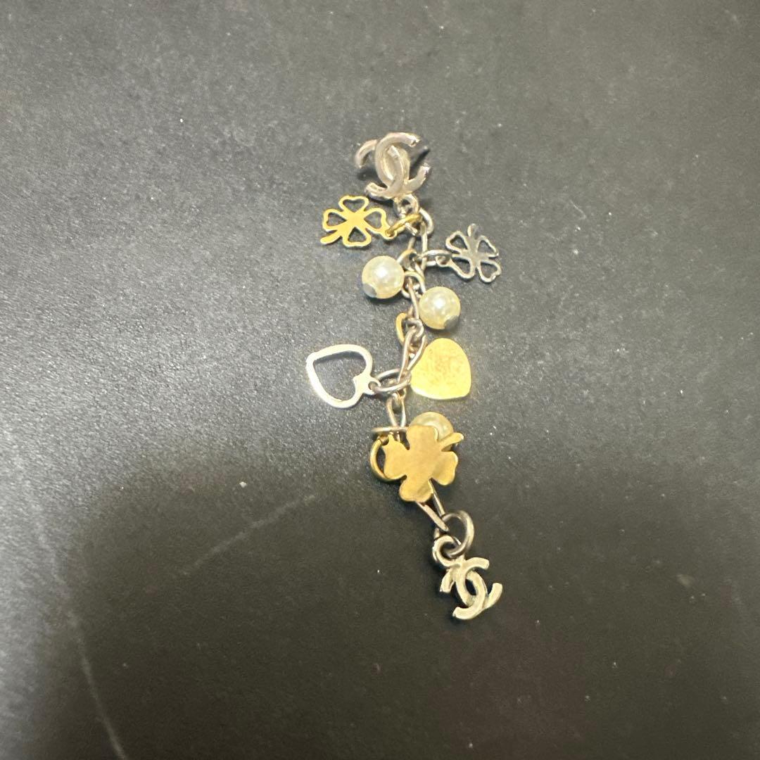 にこさん専用CHANEL チャーム付きピアス