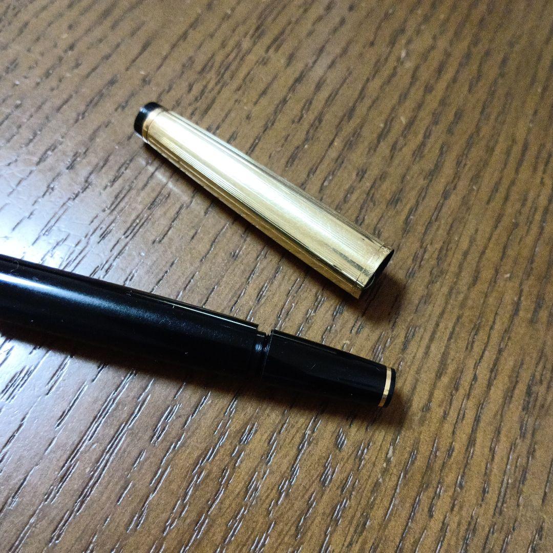 MONTBLANC 万年筆