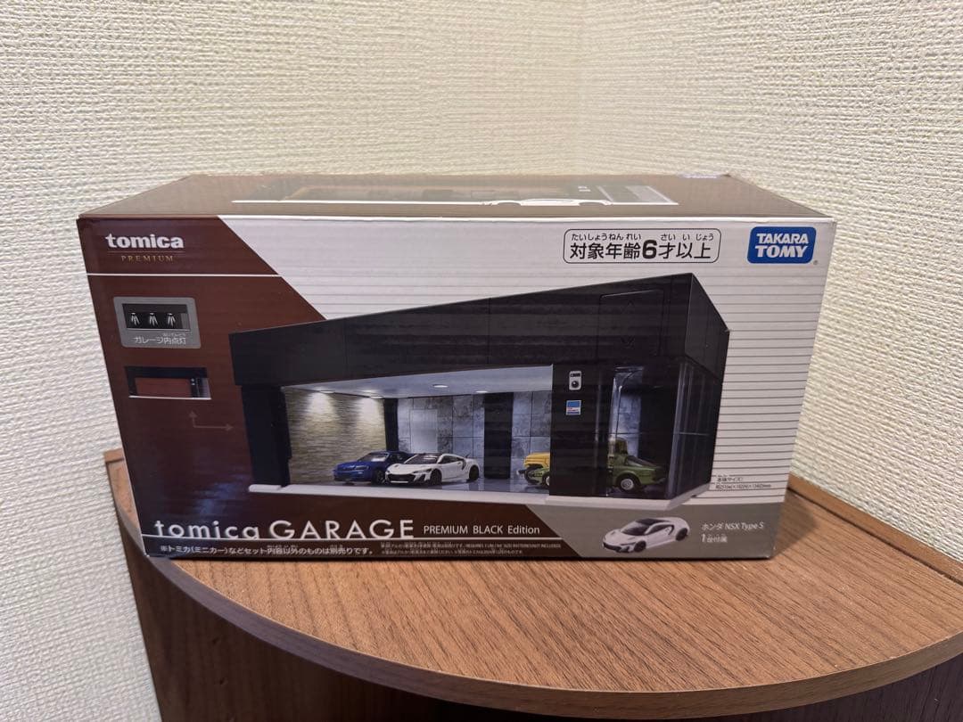 ミニカー tomica GARAGE PREMIUM BLACK Edition